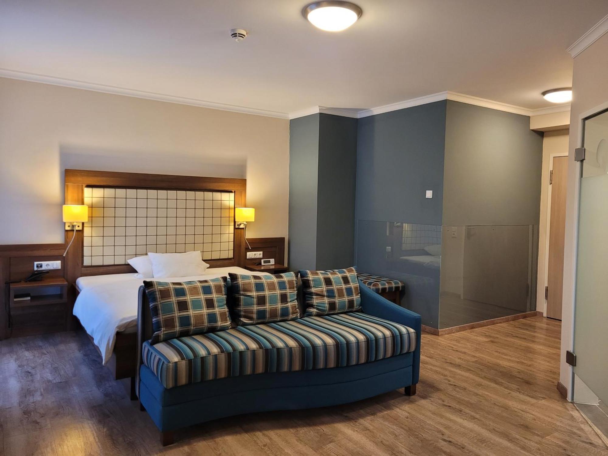 Hotel Number One Waidhaus Dış mekan fotoğraf